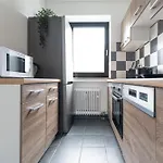 T&k Apartments-comfortable 2 And 3 In *