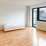 Lejlighed T&k Apartments-comfortable 2 And 3 In *