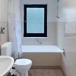 T&k Apartments-comfortable 2 And 3 In Διαμέρισμα *