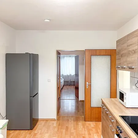 T&k Apartments-comfortable 2 And 3 In Oberhausen Apartment