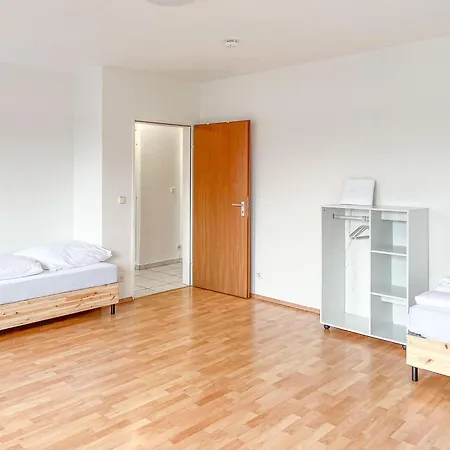 T&k Apartments-comfortable 2 And 3 In Oberhausen Apartment *