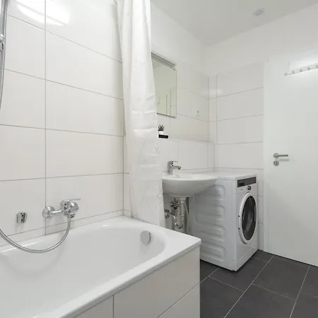 T&k Apartments-comfortable 2 And 3 In Oberhausen Apartment